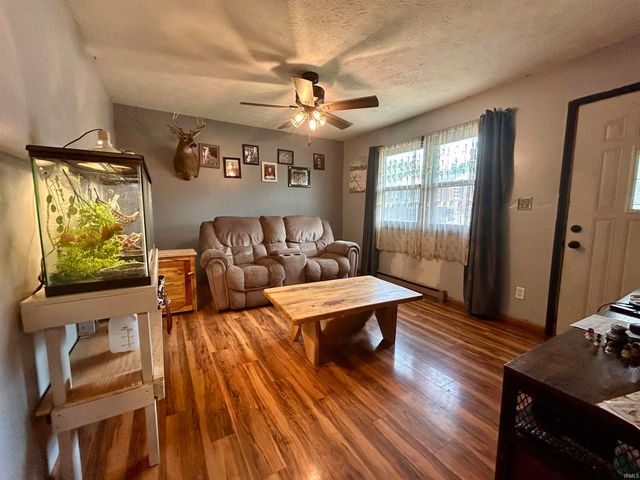 1009 W Walnut Street, Brownstown, IN 47220