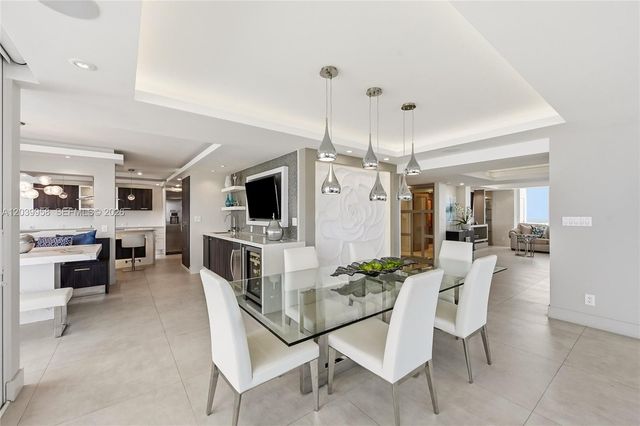2800 E Sunrise Blvd PHG, Fort Lauderdale, FL 33304