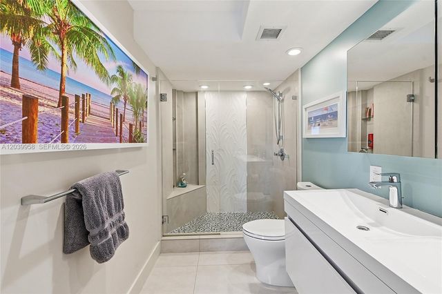 2800 E Sunrise Blvd PHG, Fort Lauderdale, FL 33304