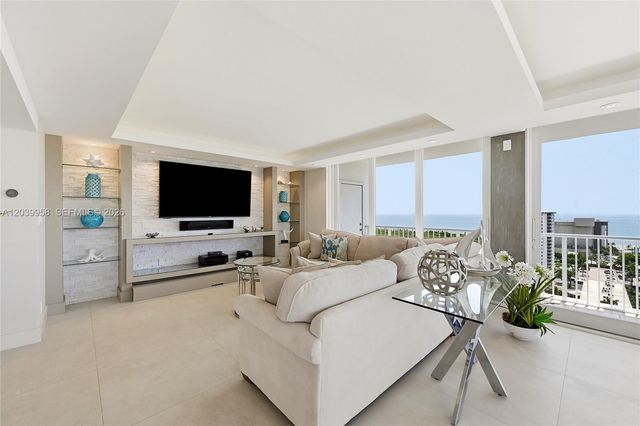 2800 E Sunrise Blvd PHG, Fort Lauderdale, FL 33304
