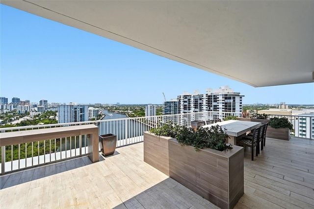 2800 E Sunrise Blvd PHG, Fort Lauderdale, FL 33304