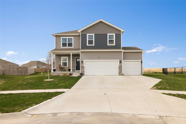 1200 12th Street SE, Bondurant, IA 50035