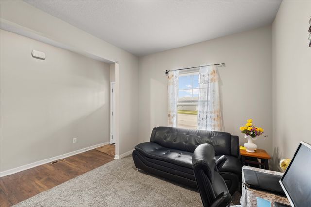1200 12th Street SE, Bondurant, IA 50035