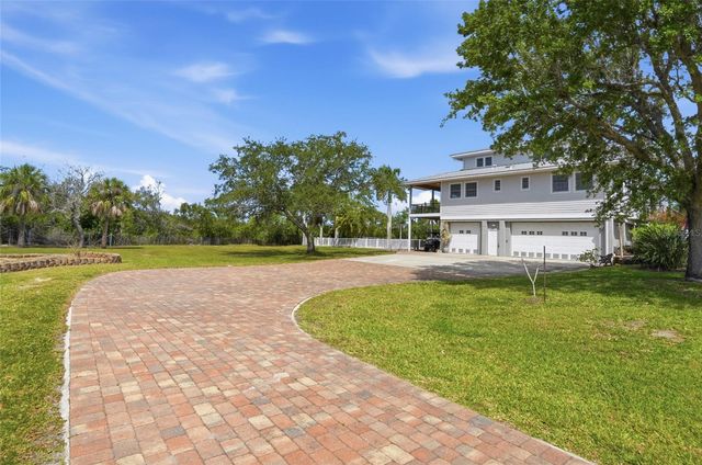 455 HORSESHOE LOOP ROAD, Terra Ceia, FL 34250