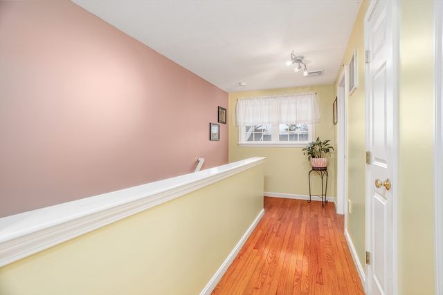 195 Bridle Cross Road 195, Fitchburg, MA 01420