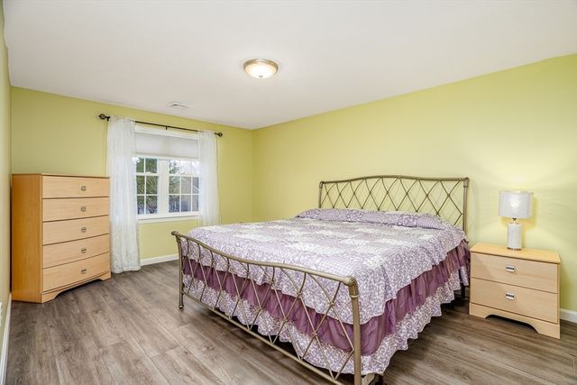 195 Bridle Cross Road 195, Fitchburg, MA 01420