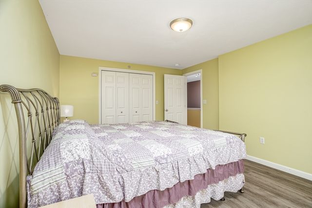 195 Bridle Cross Road 195, Fitchburg, MA 01420