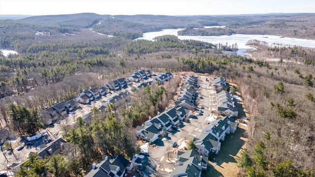 195 Bridle Cross Road 195, Fitchburg, MA 01420