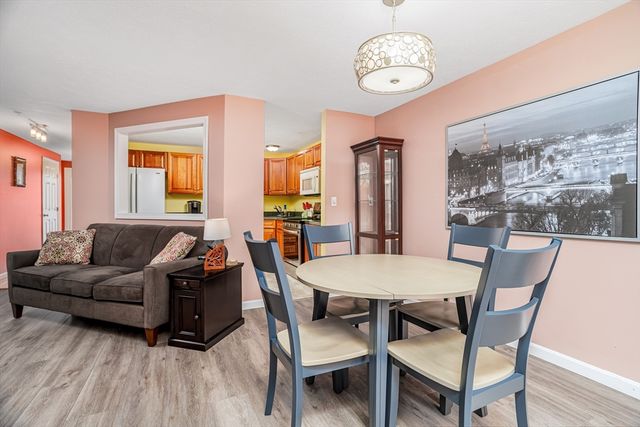 195 Bridle Cross Road 195, Fitchburg, MA 01420