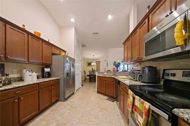 6518 CRESCENT LOOP, Winter Haven, FL 33884