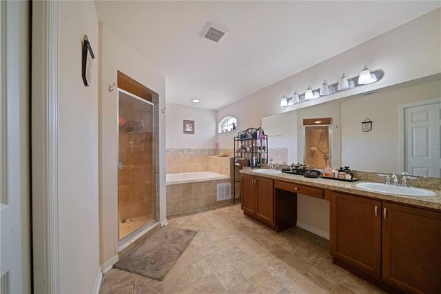 6518 CRESCENT LOOP, Winter Haven, FL 33884