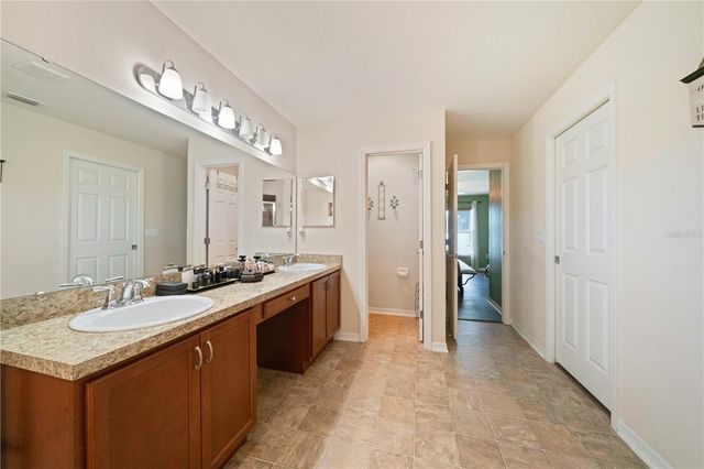 6518 CRESCENT LOOP, Winter Haven, FL 33884