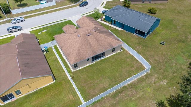 6518 CRESCENT LOOP, Winter Haven, FL 33884