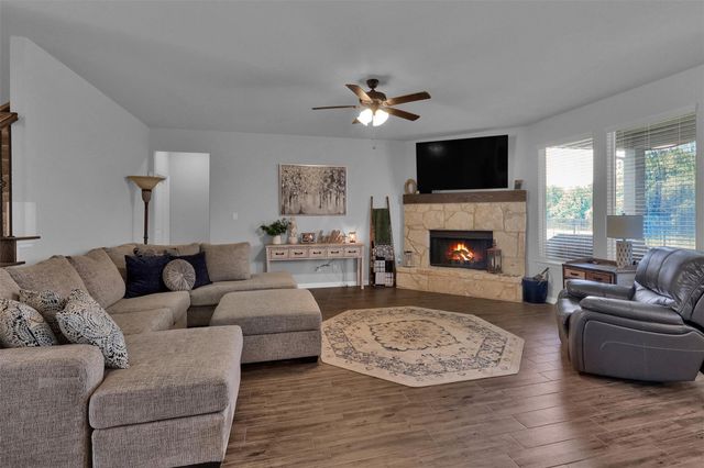 154 Chester Road, Springtown, TX 76082