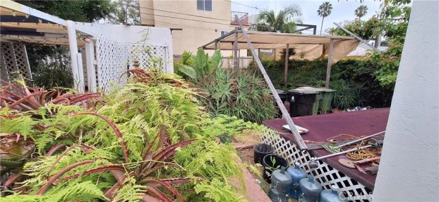 906 N Crescent Heights, Los Angeles, CA 90046