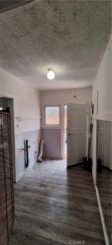 906 N Crescent Heights, Los Angeles, CA 90046