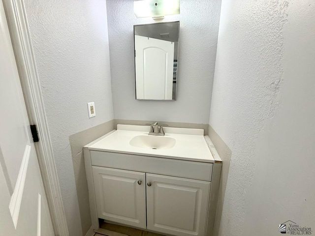 1216 E D St, San Luis, AZ 85336