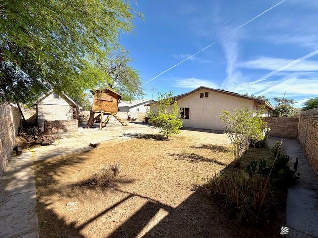 1216 E D St, San Luis, AZ 85336