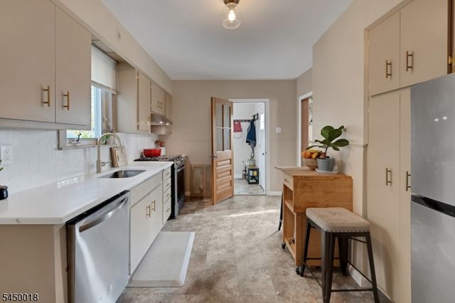 12 Harrison Ave, West Orange Twp., NJ 07052