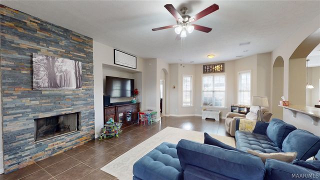 613 Stoneybrooke Way, Montgomery, AL 36117