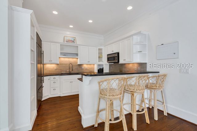 48 Sparwheel Ln, Hilton Head Island, SC 29926