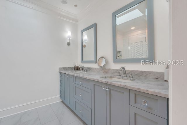 48 Sparwheel Ln, Hilton Head Island, SC 29926