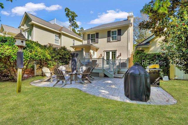 48 Sparwheel Ln, Hilton Head Island, SC 29926