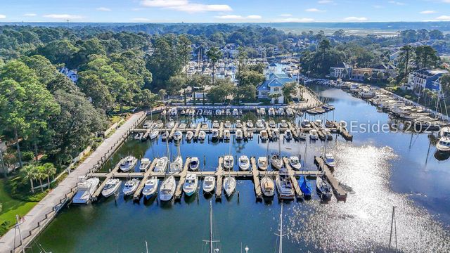 48 Sparwheel Ln, Hilton Head Island, SC 29926