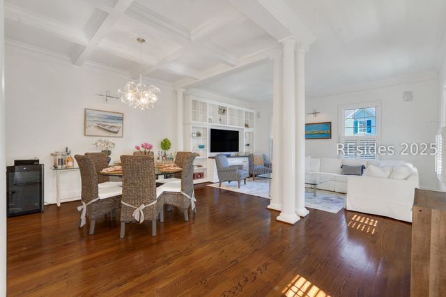 48 Sparwheel Ln, Hilton Head Island, SC 29926