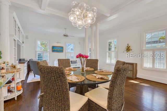 48 Sparwheel Ln, Hilton Head Island, SC 29926