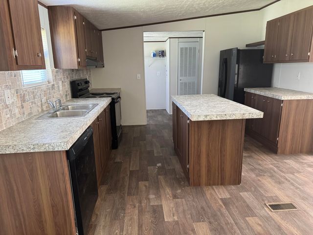 7527 Old Number Six Highway, Santee, SC 29142