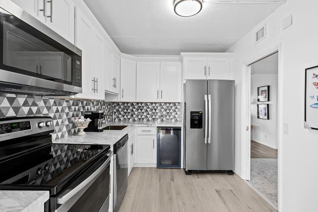 3200 N Palm Aire Drive 901, Pompano Beach, FL 33069