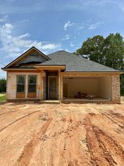 2043 Van Norman, Mccomb, MS 39648