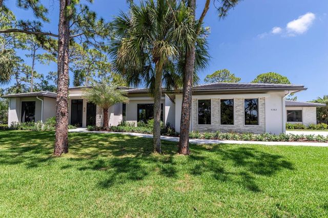5382 Sea Biscuit Road, Palm Beach Gardens, FL 33418