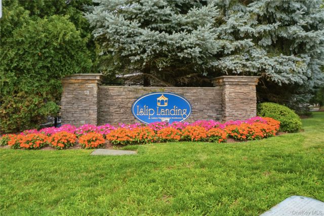 348 Medea Way, Central Islip, NY 11722