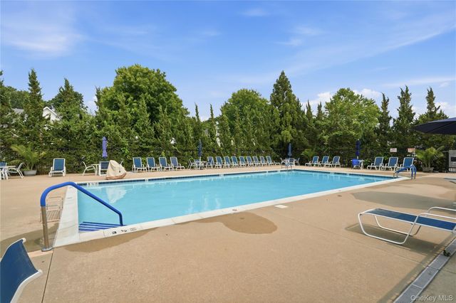 348 Medea Way, Central Islip, NY 11722