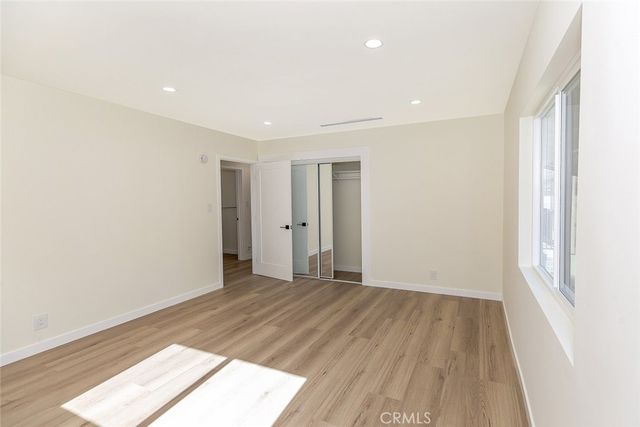 15724 Chase Street, North Hills, CA 91343