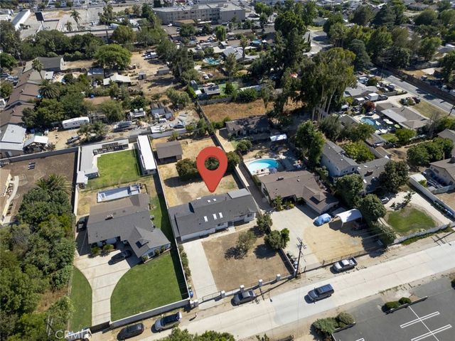 15724 Chase Street, North Hills, CA 91343