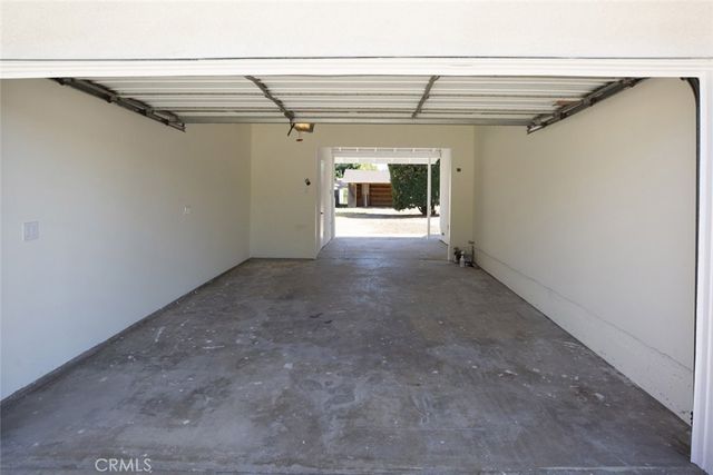 15724 Chase Street, North Hills, CA 91343