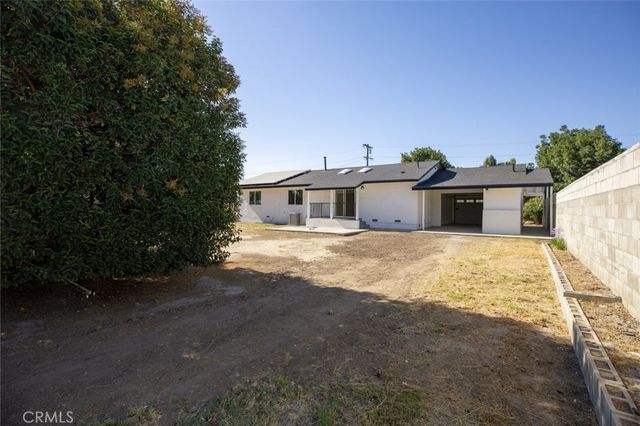 15724 Chase Street, North Hills, CA 91343