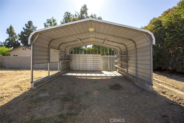15724 Chase Street, North Hills, CA 91343