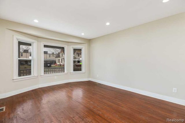 1436 Baldwin Street, Detroit, MI 48214