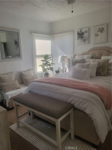 10107 Otis, South Gate, CA 90280
