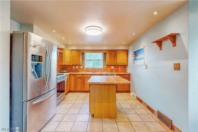 154 Locust Boulevard, Steubenville, OH 43953