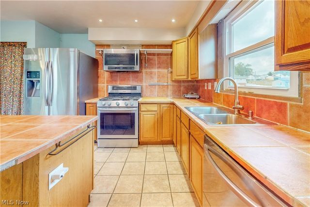 154 Locust Boulevard, Steubenville, OH 43953