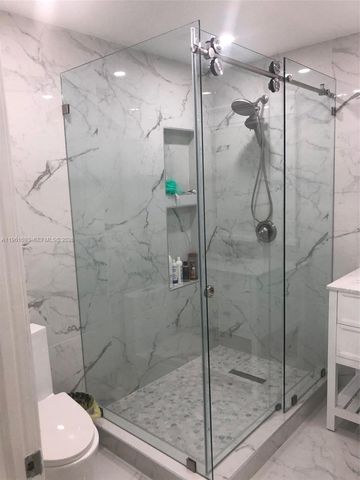 5531 NW 188th St, Miami Gardens, FL 33055