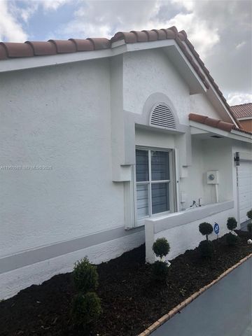 5531 NW 188th St, Miami Gardens, FL 33055