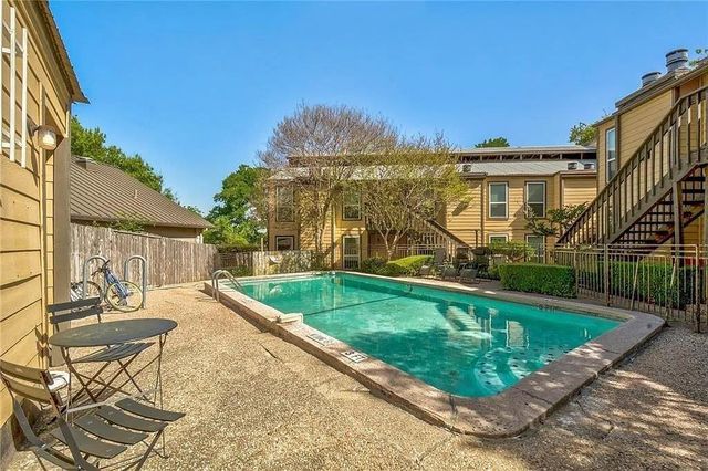 1000 W 26th ST 109, Austin, TX 78705