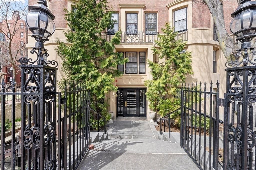 137 Marlborough 7, Boston, MA 02116