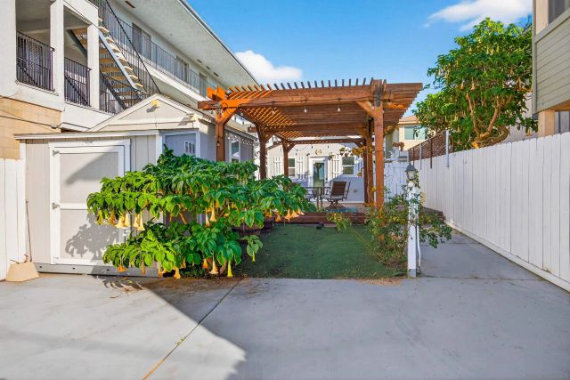 530 11th St, Imperial Beach, CA 91932